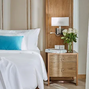 Coastal Panorama Oceanfront アパートホテル ニャチャン