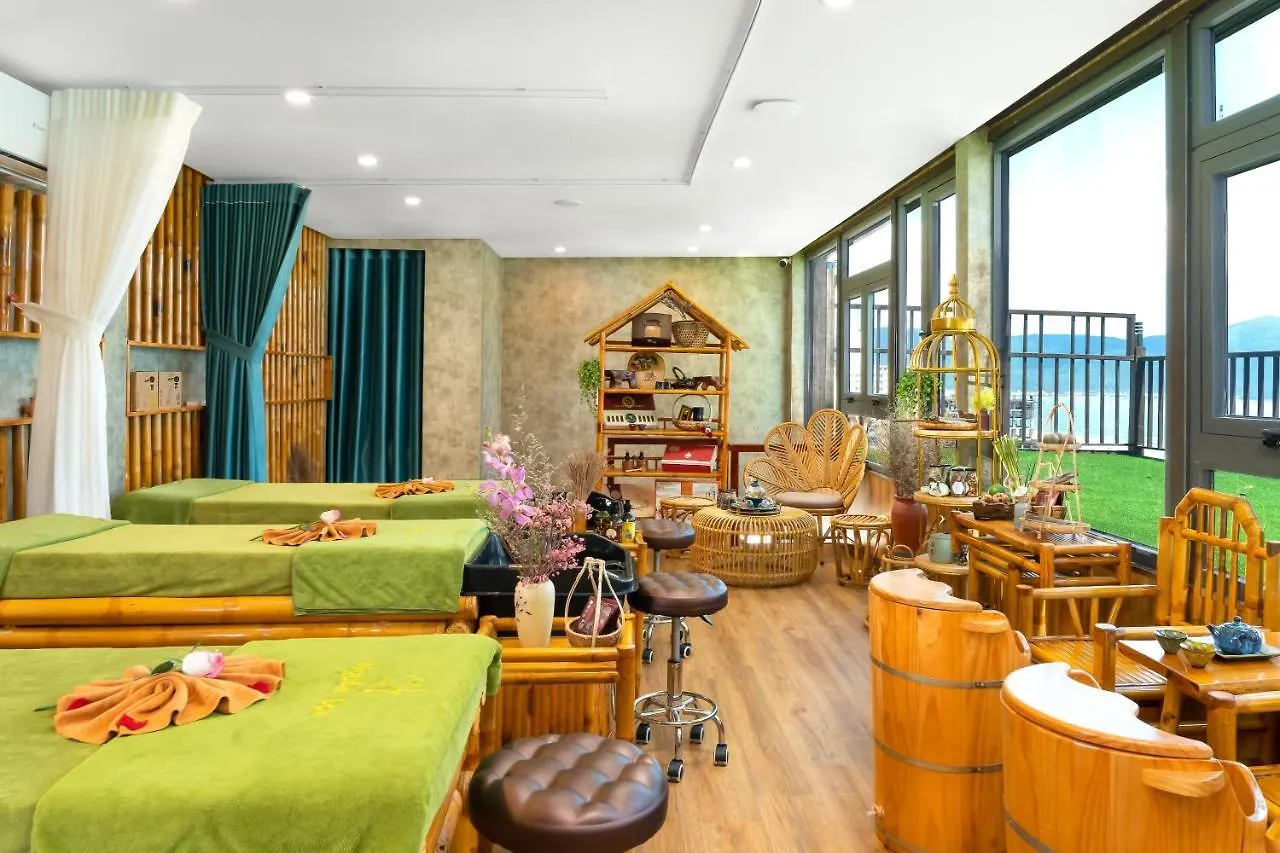Halina Hotel And Apartment Da Nang