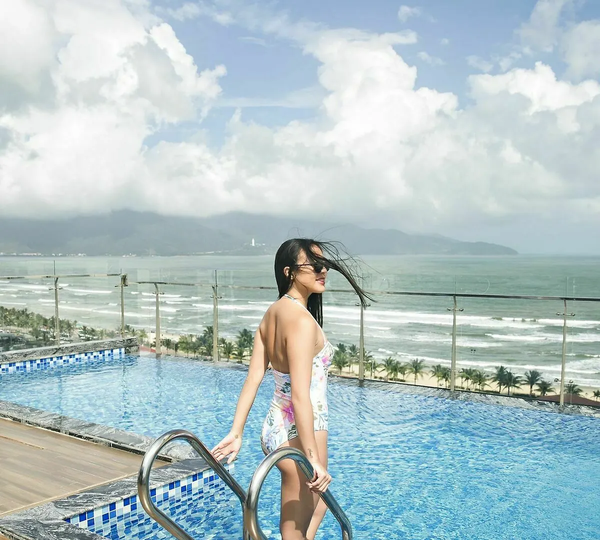 Halina Hotel&Apartment Da Nang Hotel